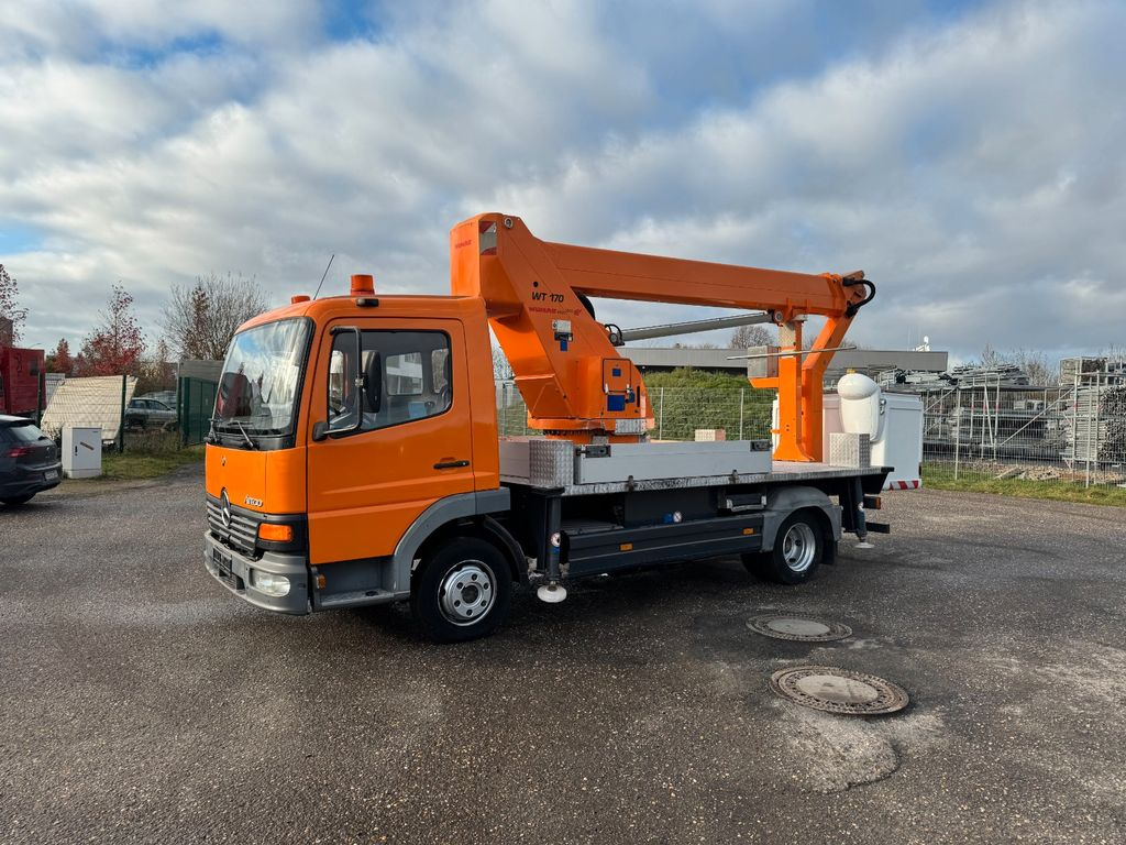 منصة محمولة مثبتة على الشاحنة, شاحنة توصيل مغلقة Mercedes-Benz 815 4x2 Hubarbeitsbühne Wumag  170 high 17 m: صورة 9