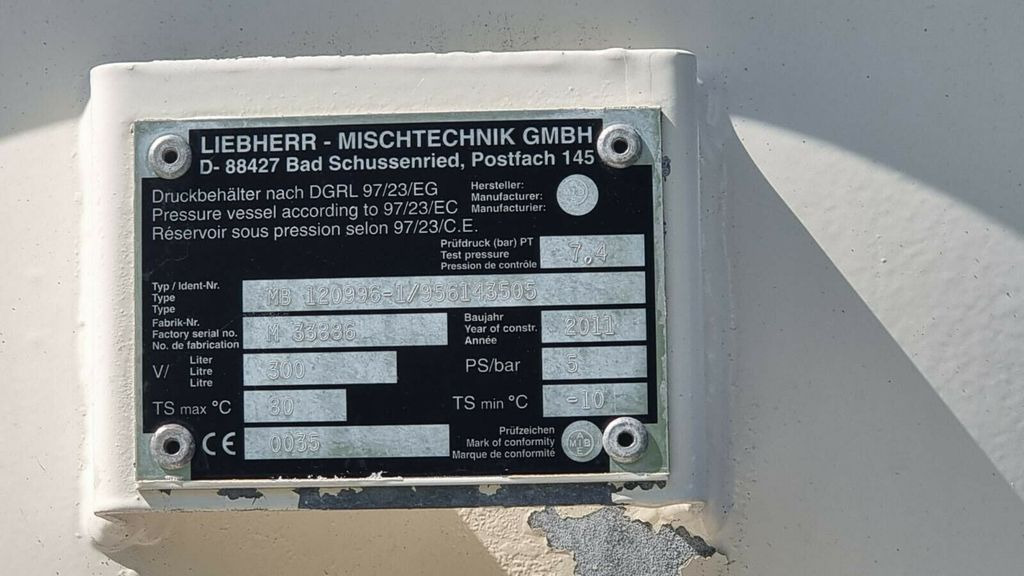 Müller-Mitteltal 2 Achs Betonmischauflieger Liebherr Müller-Mitteltal 2 Achs Betonmischauflieger Liebherr - نصف مقطورة خلاطة خرسانة: صورة 3 Müller-Mitteltal 2 Achs Betonmischauflieger Liebherr Müller-Mitteltal 2 Achs Betonmischauflieger Liebherr - نصف مقطورة خلاطة خرسانة: صورة 3