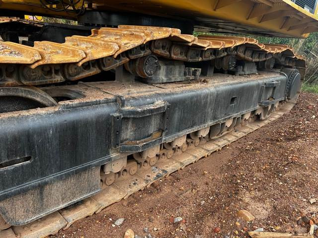 CAT 390DL - حفار زاحف: صورة 4 CAT 390DL - حفار زاحف: صورة 4