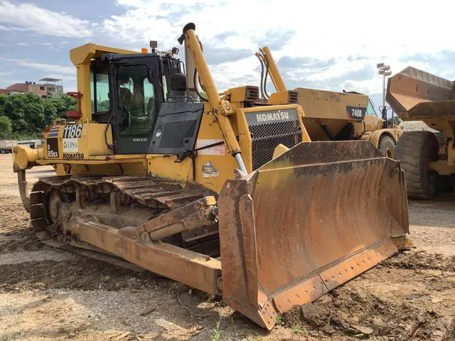 Komatsu D85EX-15 - بلدوزر: صورة 4 Komatsu D85EX-15 - بلدوزر: صورة 4