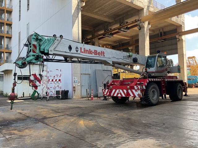 Link-Belt RTC8050-2 - رافعة الطرق الوعرة: صورة 1 Link-Belt RTC8050-2 - رافعة الطرق الوعرة: صورة 1