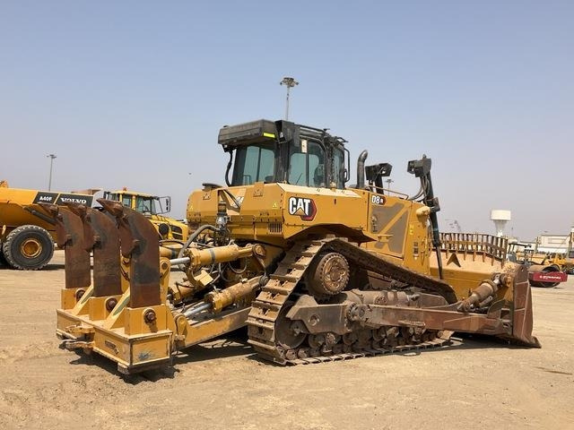 CAT D8R - بلدوزر: صورة 3 CAT D8R - بلدوزر: صورة 3