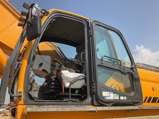 حفار زاحف Doosan DX520LC: صورة 20