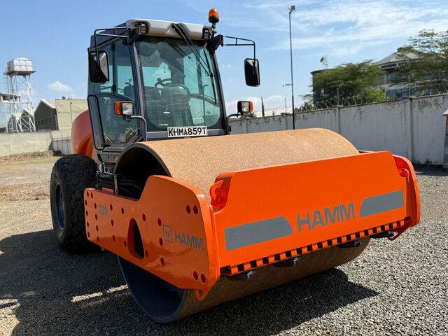Hamm 320 - ضاغطة التربة: صورة 3 Hamm 320 - ضاغطة التربة: صورة 3