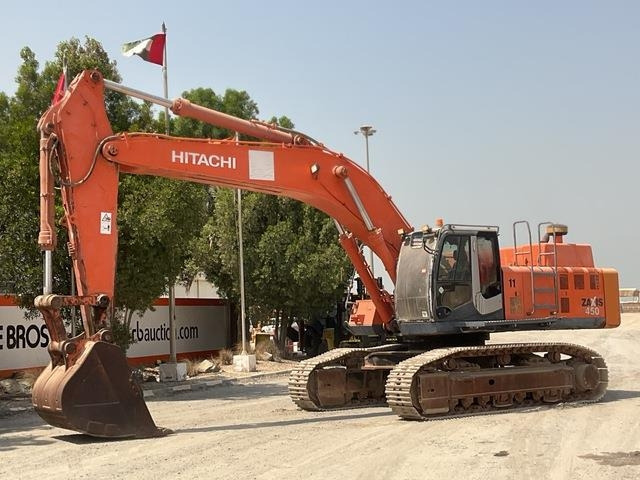 Hitachi ZX450-3F - حفار زاحف: صورة 1 Hitachi ZX450-3F - حفار زاحف: صورة 1