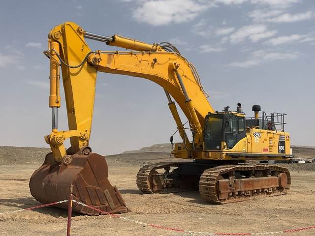 Komatsu PC800-8 - حفار زاحف: صورة 1 Komatsu PC800-8 - حفار زاحف: صورة 1