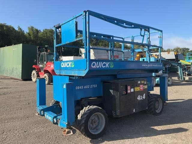 Genie GS2669RT - مرفاع مقصي: صورة 1 Genie GS2669RT - مرفاع مقصي: صورة 1