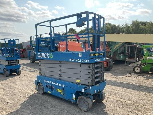 Genie GS3232 - مرفاع مقصي: صورة 4 Genie GS3232 - مرفاع مقصي: صورة 4