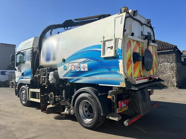 MAN TGM18.290 - سياره كنس شوارع: صورة 2 MAN TGM18.290 - سياره كنس شوارع: صورة 2