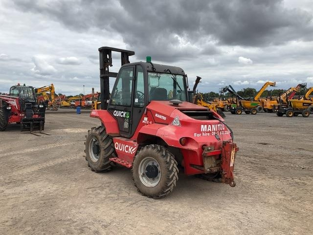 Manitou M26-4 - رافعة شوكية للأراضي الوعرة: صورة 2 Manitou M26-4 - رافعة شوكية للأراضي الوعرة: صورة 2