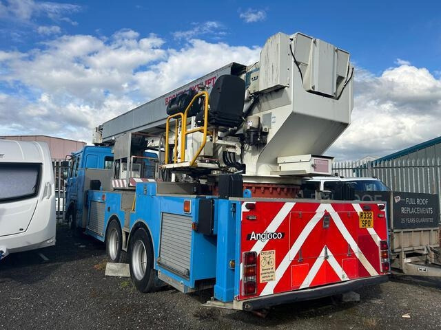 Volvo FL10 - شاحنة كرين: صورة 3 Volvo FL10 - شاحنة كرين: صورة 3