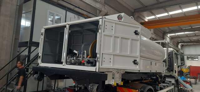 MAN TGM18.250 - شاحنة صهريج: صورة 3 MAN TGM18.250 - شاحنة صهريج: صورة 3