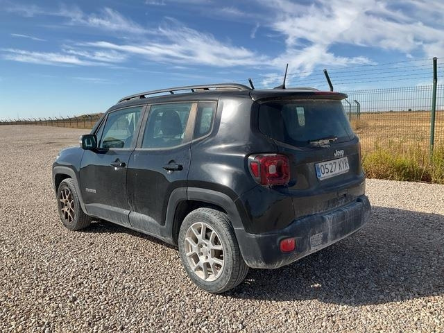 Jeep Renegade - سيارة: صورة 2 Jeep Renegade - سيارة: صورة 2