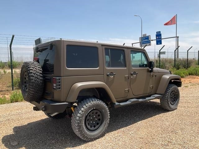 Jeep Wrangler JK Command - سيارة دفع رباعي: صورة 3 Jeep Wrangler JK Command - سيارة دفع رباعي: صورة 3