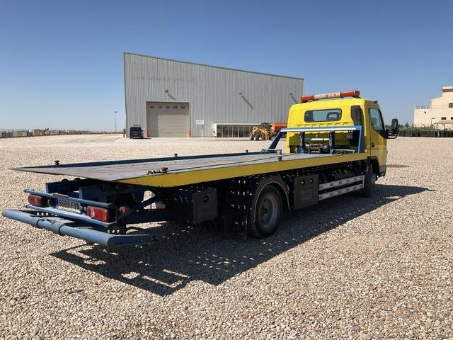 Mitsubishi Canter - شاحنة سحب: صورة 3 Mitsubishi Canter - شاحنة سحب: صورة 3