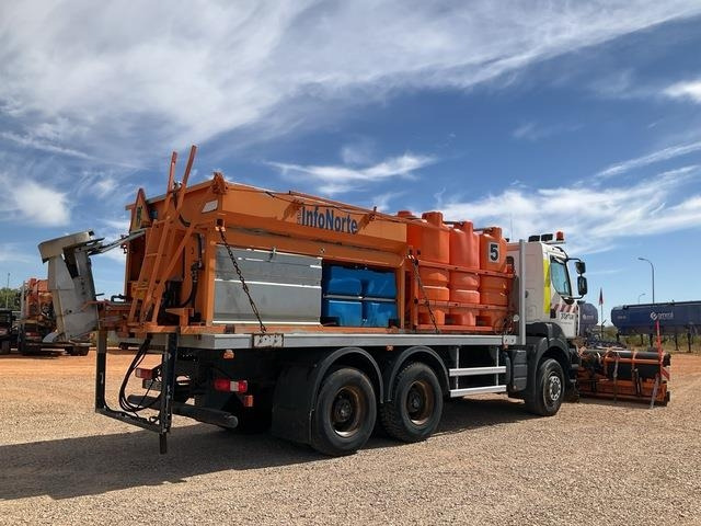 Renault Kerax 380DXI - جرافة ثلج: صورة 3 Renault Kerax 380DXI - جرافة ثلج: صورة 3