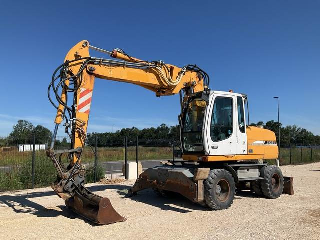 Liebherr A314 - حفار ذو عجلات: صورة 2 Liebherr A314 - حفار ذو عجلات: صورة 2