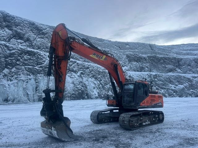 Doosan DX300LC-5 - حفار زاحف: صورة 1 Doosan DX300LC-5 - حفار زاحف: صورة 1