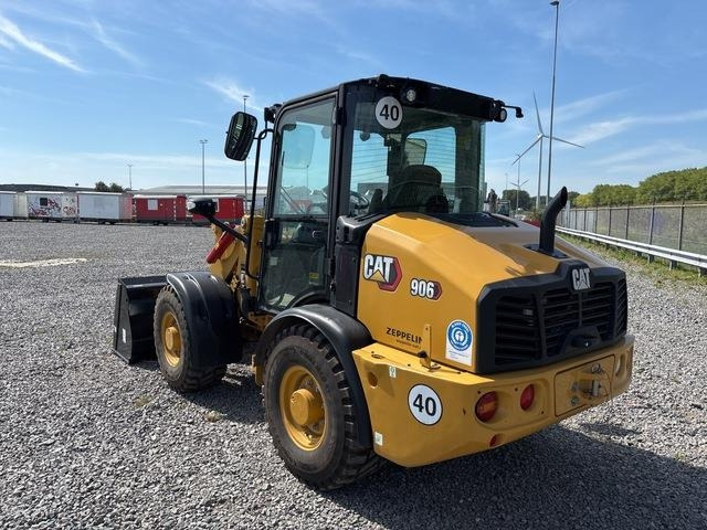 CAT 906 - اللودر بعجل: صورة 2 CAT 906 - اللودر بعجل: صورة 2