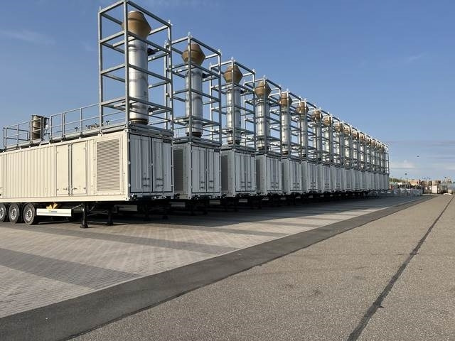 Rolls Royce MTU EGAT - معدات الانشاءات: صورة 1 Rolls Royce MTU EGAT - معدات الانشاءات: صورة 1