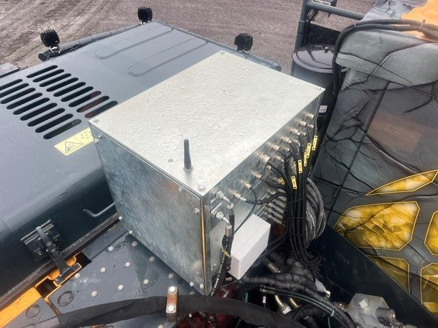 Solar Pilling Hydraulic Pilling Device/ Proto - ناقلة الأكوام: صورة 4 Solar Pilling Hydraulic Pilling Device/ Proto - ناقلة الأكوام: صورة 4