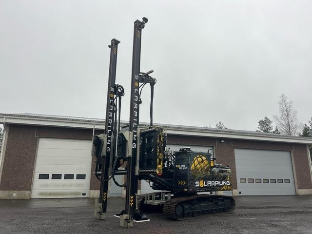 Solar Pilling Hydraulic Pilling Device/ Proto - ناقلة الأكوام: صورة 1 Solar Pilling Hydraulic Pilling Device/ Proto - ناقلة الأكوام: صورة 1