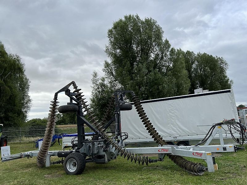 Fliegl KSE 680 Kettenscheibenegge - مسفلة قرصية: صورة 1 Fliegl KSE 680 Kettenscheibenegge - مسفلة قرصية: صورة 1