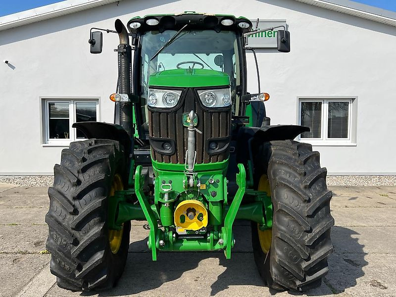 John Deere 6210R Frontzapfwelle - جرار: صورة 3 John Deere 6210R Frontzapfwelle - جرار: صورة 3