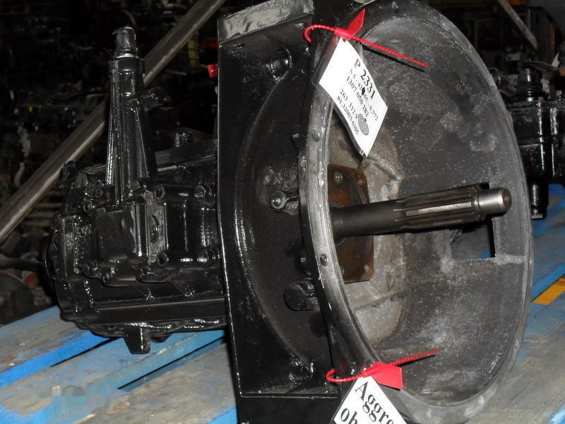 ZF S5-42 (81.32003-6305) - صندوق التروس - شاحنة: صورة 1 ZF S5-42 (81.32003-6305) - صندوق التروس - شاحنة: صورة 1