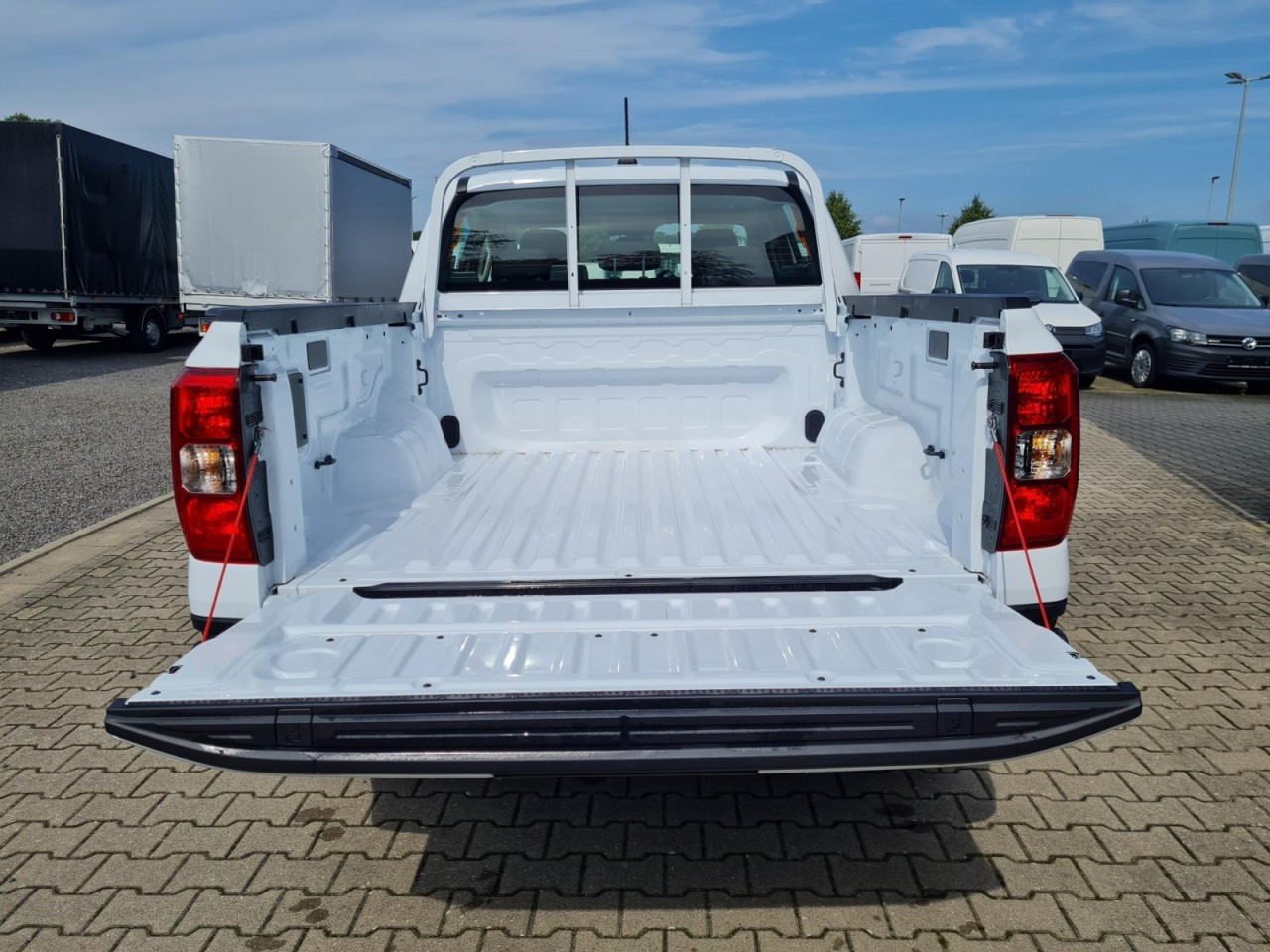 Ford Ranger Doka 2.0 Ecoblue XL 4x4 KLIMA KAMERA TEMPOMAT - شاحنة البيك أب, الشاحنات الصغيرة كابينة مزدوجة: صورة 5 Ford Ranger Doka 2.0 Ecoblue XL 4x4 KLIMA KAMERA TEMPOMAT - شاحنة البيك أب, الشاحنات الصغيرة كابينة مزدوجة: صورة 5