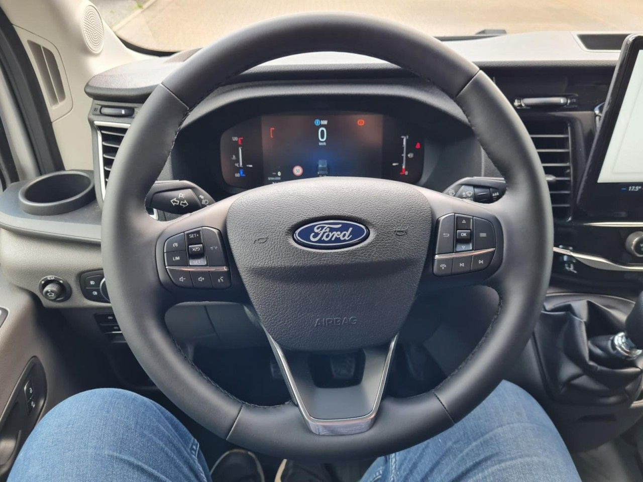 تأجير  Ford Transit 3,5t Kasten Doka TDCi L3 Trend AHK PDC K Ford Transit 3,5t Kasten Doka TDCi L3 Trend AHK PDC K: صورة 8