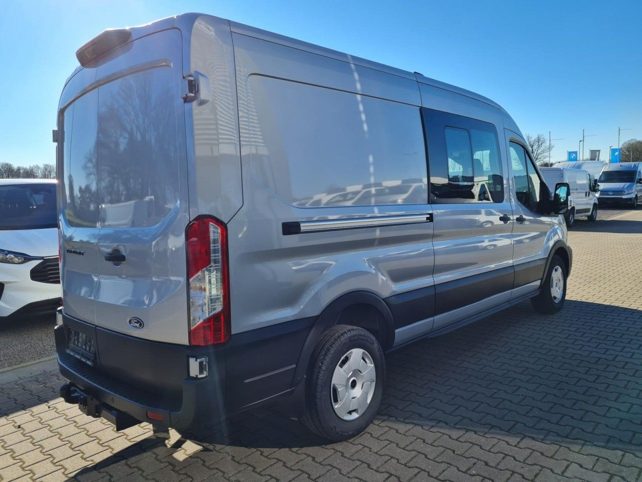 Ford Transit 35 Kasten TDCi Doka Mixto L3 Trend AHK - فان: صورة 4 Ford Transit 35 Kasten TDCi Doka Mixto L3 Trend AHK - فان: صورة 4