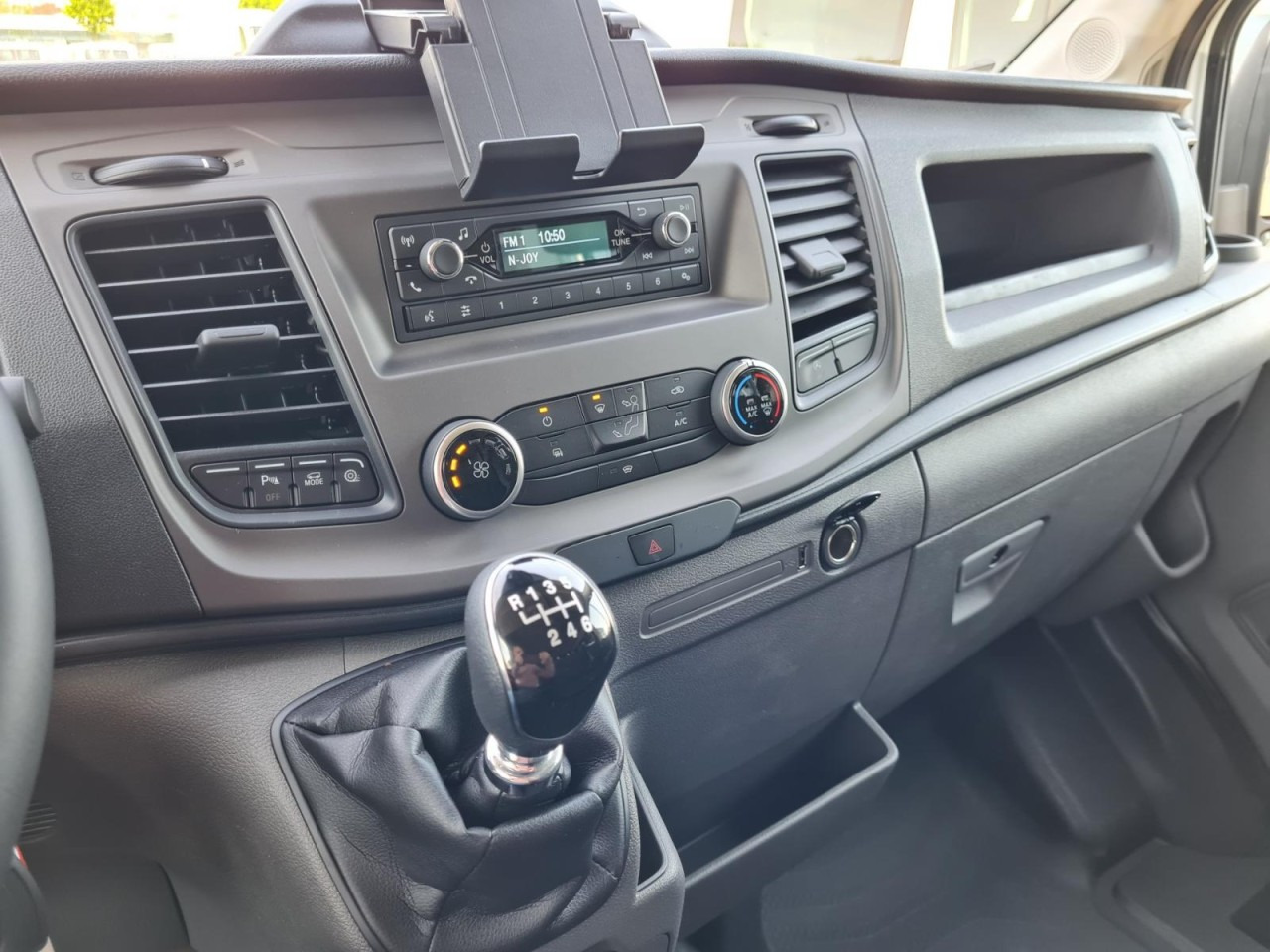 فان, الشاحنات الصغيرة كابينة مزدوجة Ford Transit 350 Kasten L4H3 Doka Trend Mixto RWD: صورة 11 فان, الشاحنات الصغيرة كابينة مزدوجة Ford Transit 350 Kasten L4H3 Doka Trend Mixto RWD: صورة 11