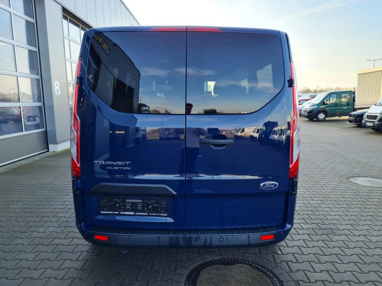 Ford Transit Custom Kombi 320 L2 Trend 9 Sitze PDC - حافلة صغيرة, ميكروباص: صورة 5 Ford Transit Custom Kombi 320 L2 Trend 9 Sitze PDC - حافلة صغيرة, ميكروباص: صورة 5