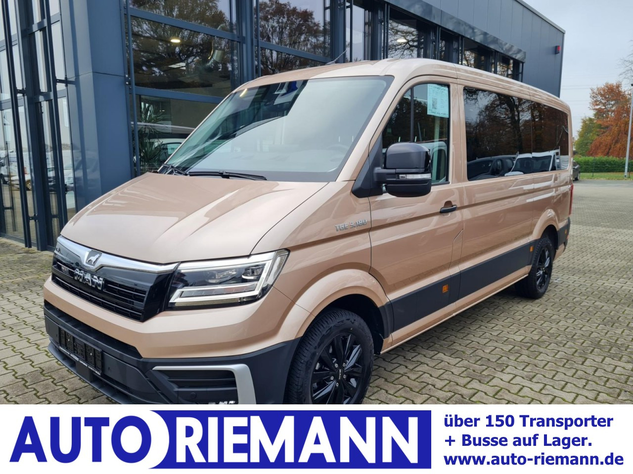 Man TGE 3.180 TDi Kombi 9 Sitze ALU KAMERA LED LEDER Sonderumbau - حافلة صغيرة, ميكروباص: صورة 1 Man TGE 3.180 TDi Kombi 9 Sitze ALU KAMERA LED LEDER Sonderumbau - حافلة صغيرة, ميكروباص: صورة 1