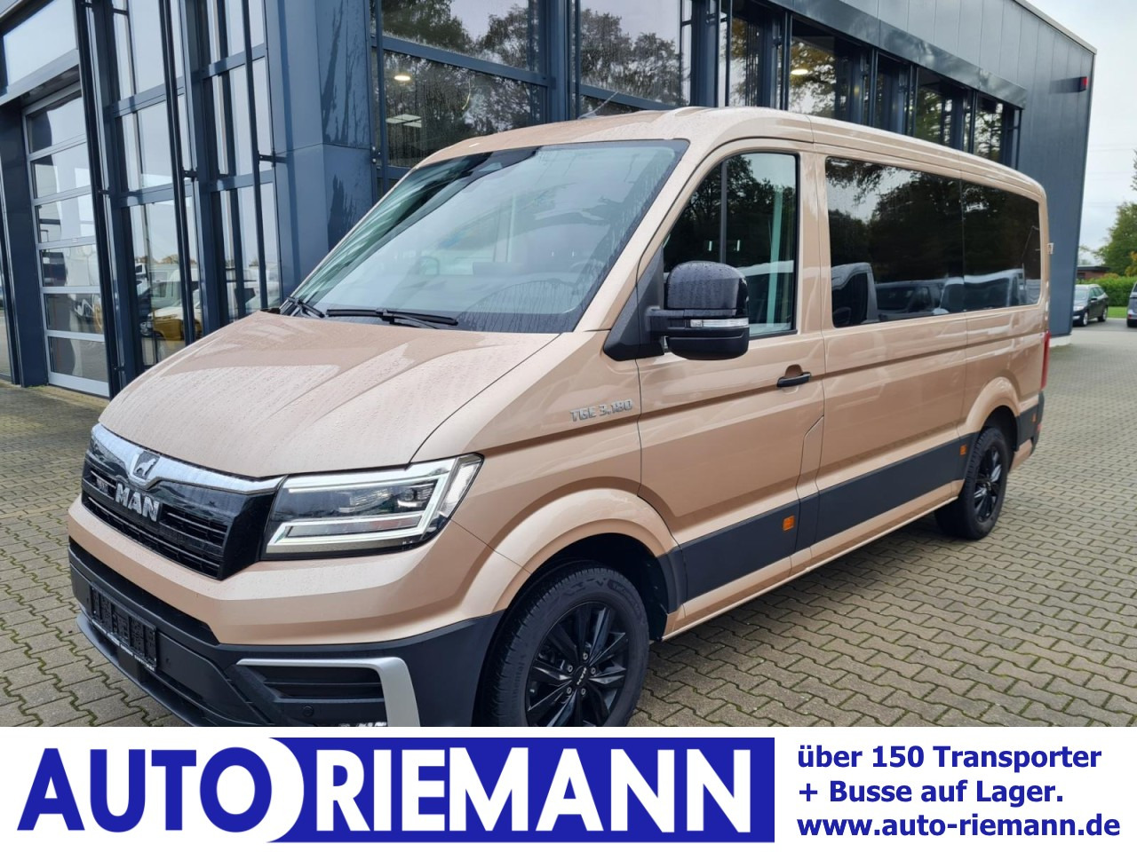 Man TGE 3.180 TDi Kombi 9 Sitze ALU KAMERA LED LEDER Sonderumbau - الشاحنات الصغيرة كابينة مزدوجة: صورة 1 Man TGE 3.180 TDi Kombi 9 Sitze ALU KAMERA LED LEDER Sonderumbau - الشاحنات الصغيرة كابينة مزدوجة: صورة 1