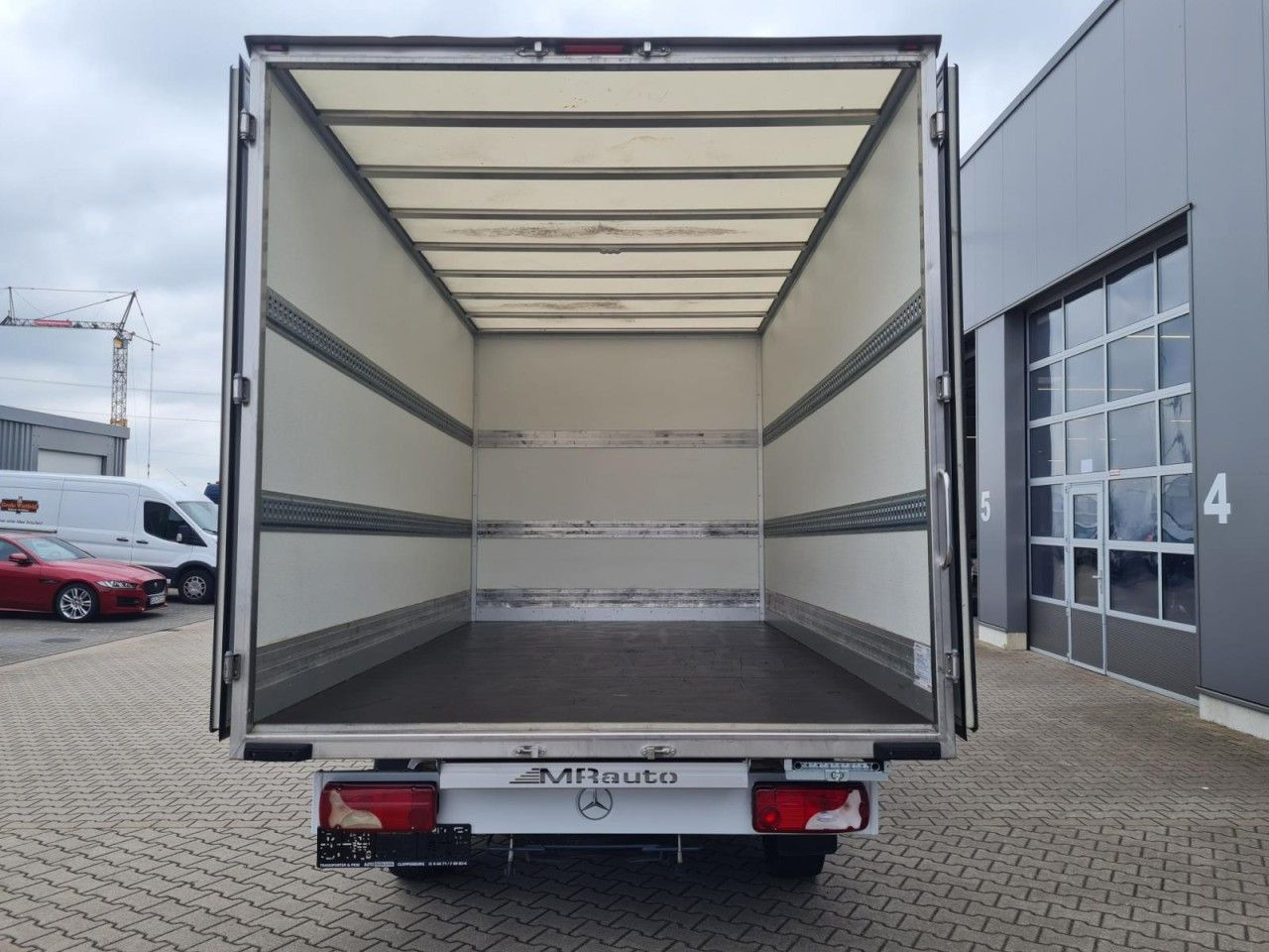 Mercedes-Benz Sprinter 315 CDI Koffer RWD KLIMA TEMPOMAT RWD - شاحنة بصندوق مغلق: صورة 5 Mercedes-Benz Sprinter 315 CDI Koffer RWD KLIMA TEMPOMAT RWD - شاحنة بصندوق مغلق: صورة 5