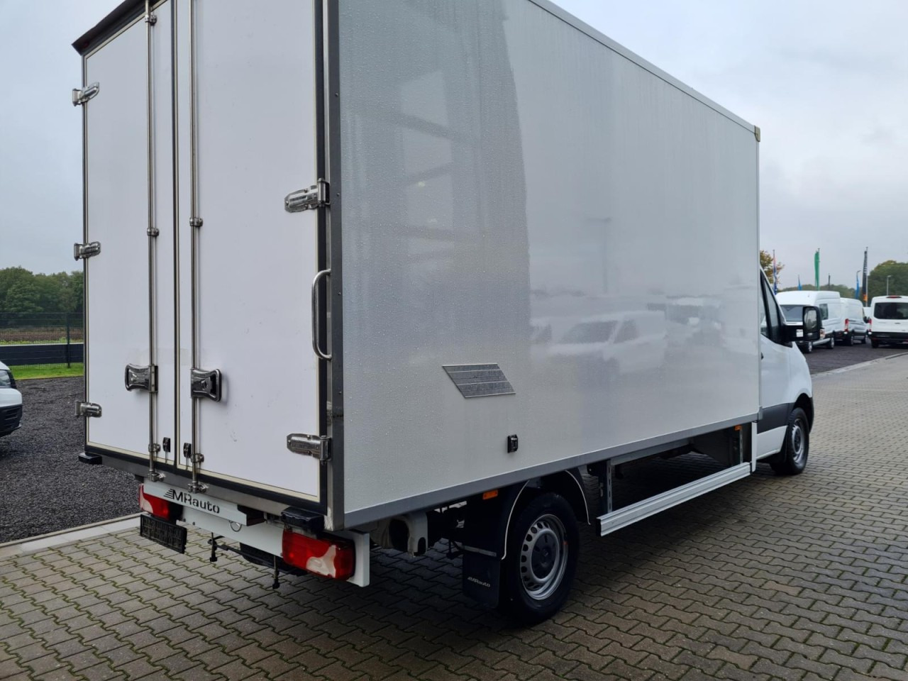 Mercedes-Benz Sprinter 315 CDI Koffer RWD KLIMA TEMPOMAT - شاحنة بصندوق مغلق: صورة 4 Mercedes-Benz Sprinter 315 CDI Koffer RWD KLIMA TEMPOMAT - شاحنة بصندوق مغلق: صورة 4