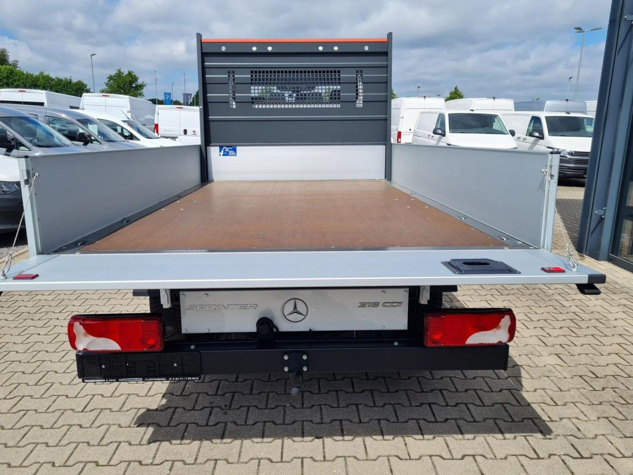 Mercedes-Benz Sprinter 315 DOKA CDI Lang L3 RWD AHK 3,5t - شاحنة توصيل مفتوحة, الشاحنات الصغيرة كابينة مزدوجة: صورة 5 Mercedes-Benz Sprinter 315 DOKA CDI Lang L3 RWD AHK 3,5t - شاحنة توصيل مفتوحة, الشاحنات الصغيرة كابينة مزدوجة: صورة 5