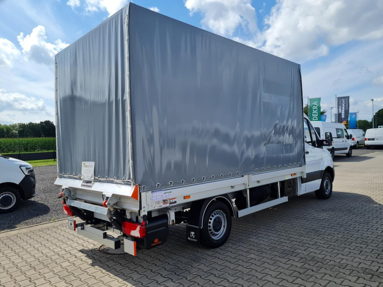 Mercedes-Benz Sprinter 315 RWD Pritsche Schiebe Plane LBW KLIMA TEMPOMAT - شاحنة مغلقة بستائر جانبية: صورة 5 Mercedes-Benz Sprinter 315 RWD Pritsche Schiebe Plane LBW KLIMA TEMPOMAT - شاحنة مغلقة بستائر جانبية: صورة 5