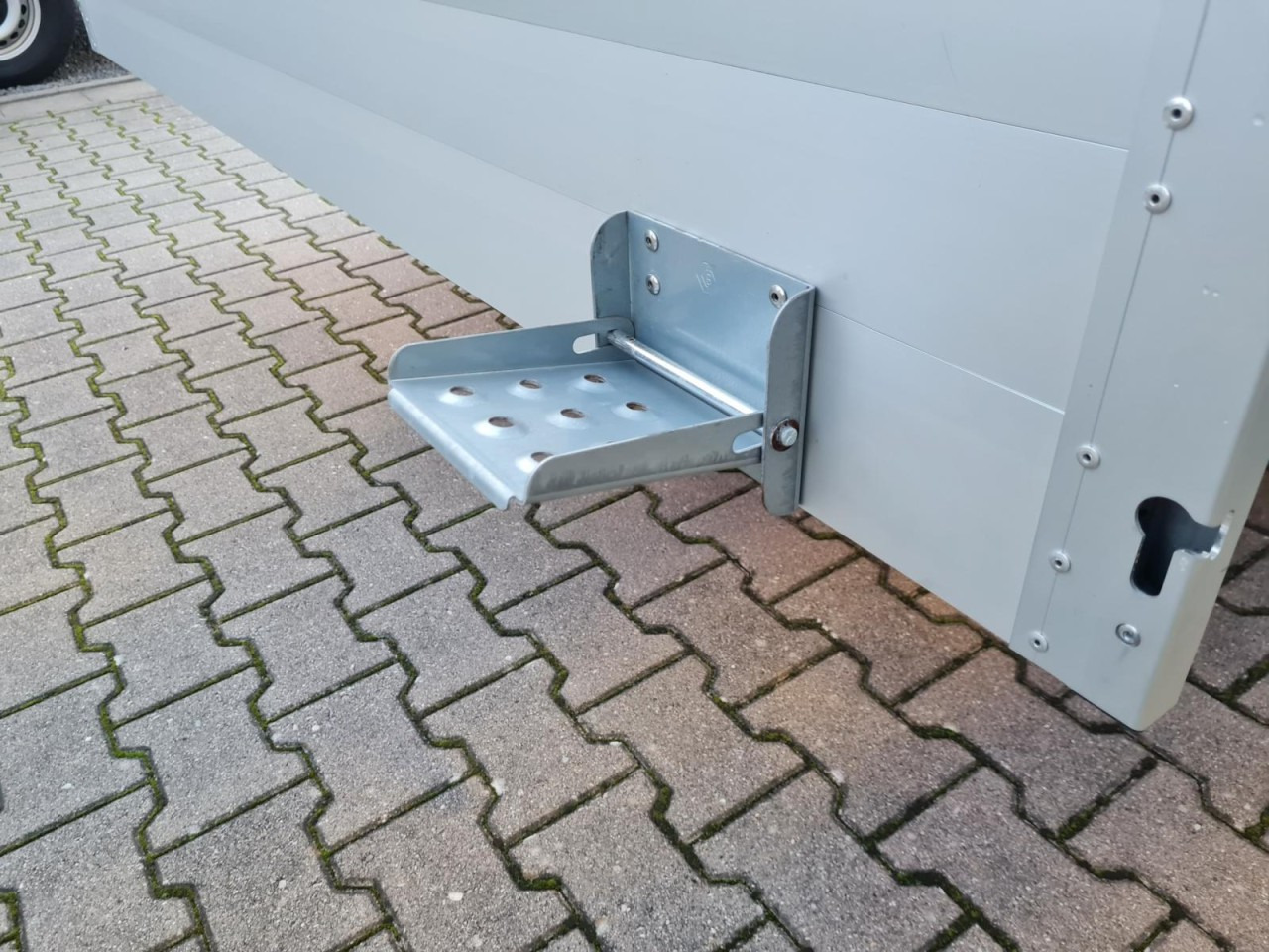 شاحنة توصيل مفتوحة Mercedes-Benz Sprinter 317 CDI Pritsche L3 lang RWD KLIMA TEMPOMAT: صورة 16