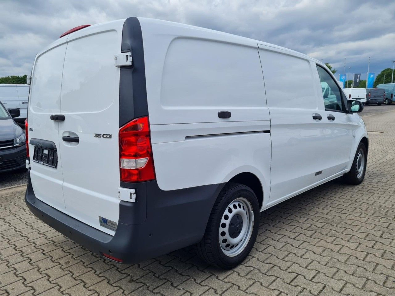 Mercedes-Benz Vito 116 Cdi Kühlkasten lang Stand/Fahrkühl HEIZ - شاحنة توصيل مبردة: صورة 5 Mercedes-Benz Vito 116 Cdi Kühlkasten lang Stand/Fahrkühl HEIZ - شاحنة توصيل مبردة: صورة 5