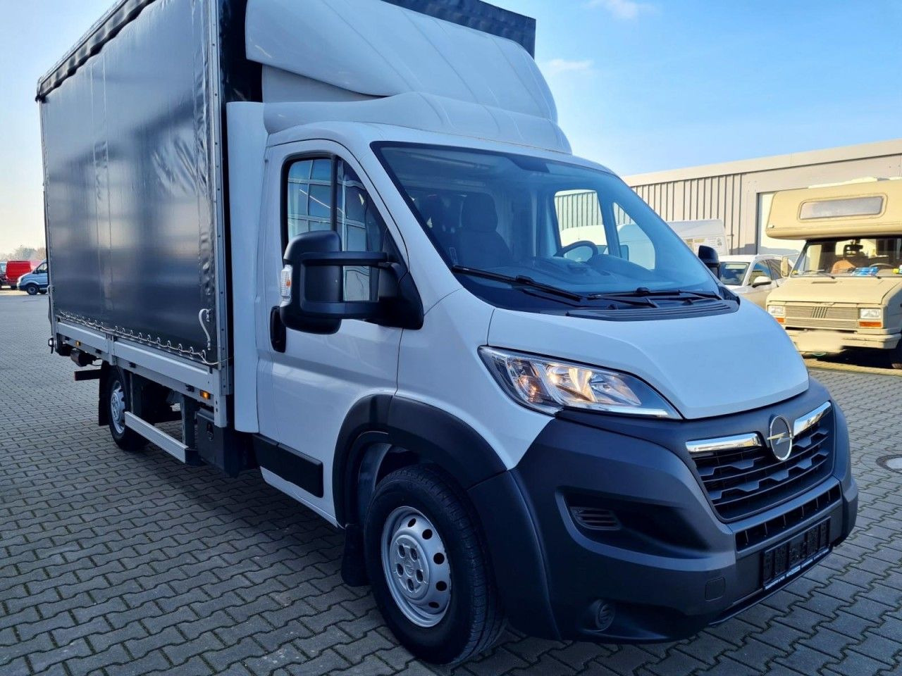 Opel Movano Pritsche Schiebe Plane LBW LUFTFEDER TEMP - شاحنة مغلقة بستائر جانبية: صورة 3 Opel Movano Pritsche Schiebe Plane LBW LUFTFEDER TEMP - شاحنة مغلقة بستائر جانبية: صورة 3