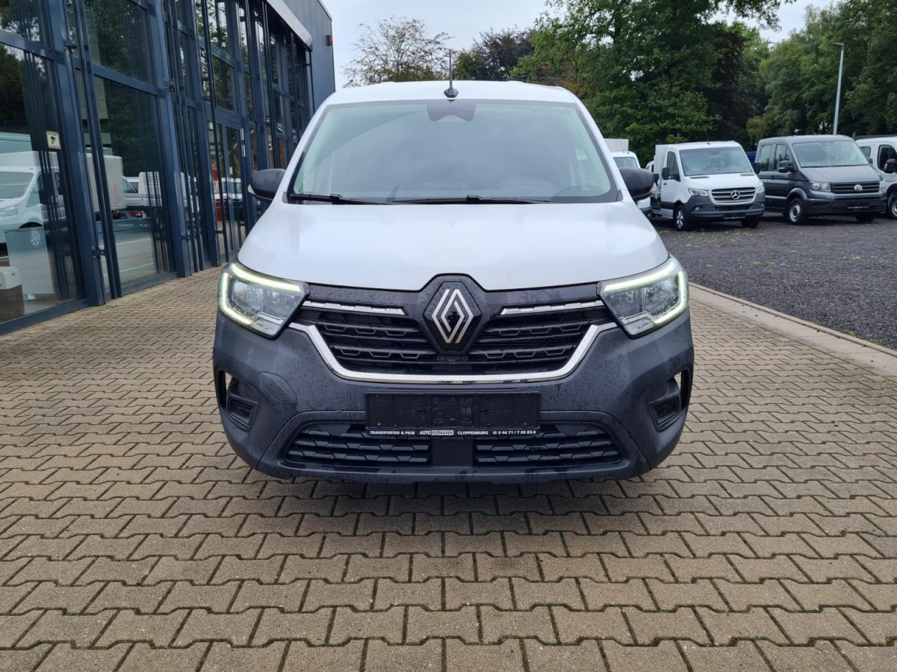 Renault Kangoo Van Kasten L1H1 TCe 1.3i KLIMA PDC TEMPOMAT - فان المدمجة: صورة 2 Renault Kangoo Van Kasten L1H1 TCe 1.3i KLIMA PDC TEMPOMAT - فان المدمجة: صورة 2