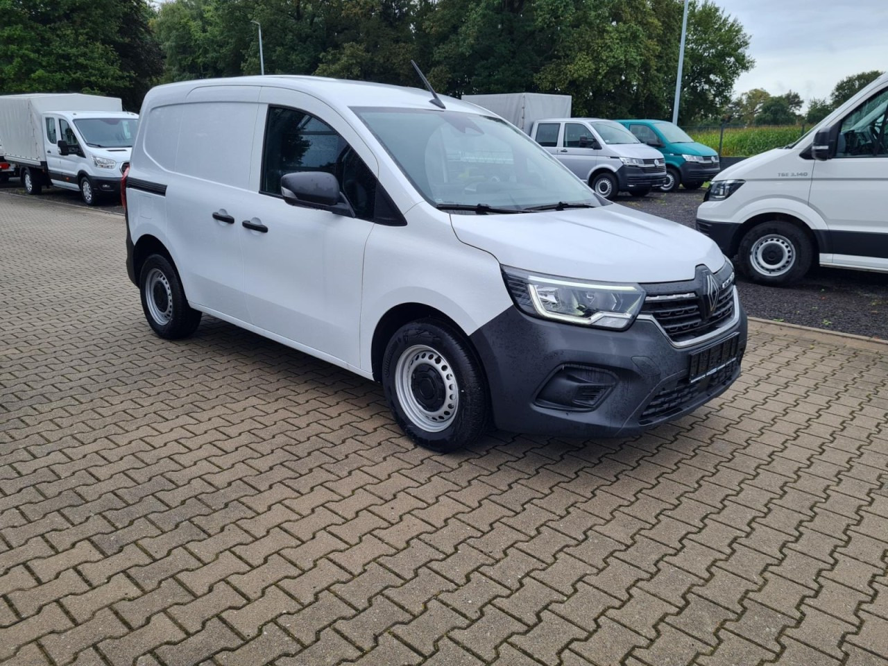 Renault Kangoo Van Kasten L1H1 TCe 1.3i KLIMA PDC TEMPOMAT - فان المدمجة: صورة 3 Renault Kangoo Van Kasten L1H1 TCe 1.3i KLIMA PDC TEMPOMAT - فان المدمجة: صورة 3