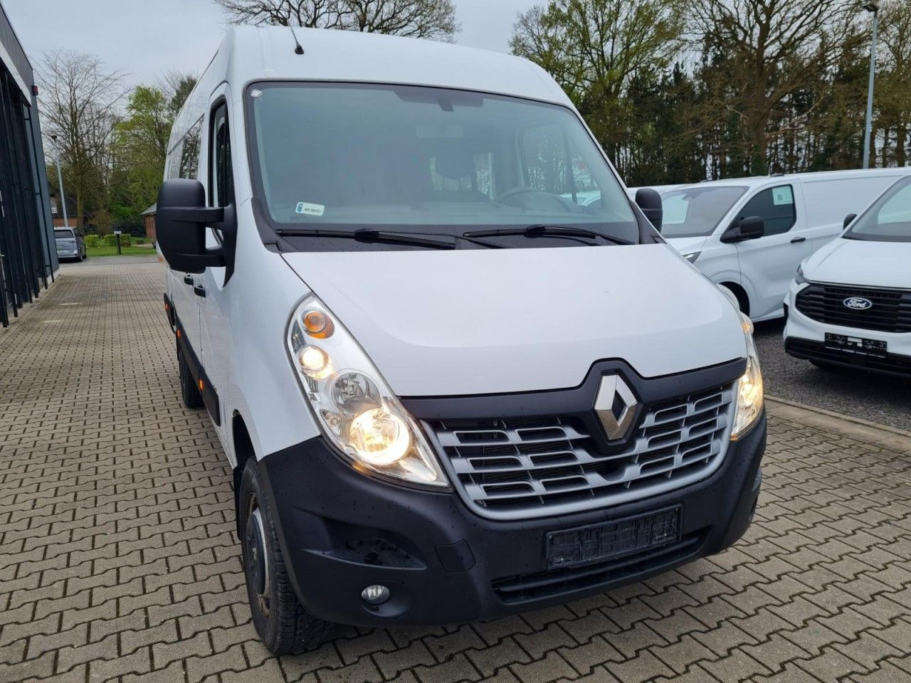 Renault Master 3,5t Kasten Doka dCi 130 L4H2 4x4 Allrad - فان, الشاحنات الصغيرة كابينة مزدوجة: صورة 2 Renault Master 3,5t Kasten Doka dCi 130 L4H2 4x4 Allrad - فان, الشاحنات الصغيرة كابينة مزدوجة: صورة 2