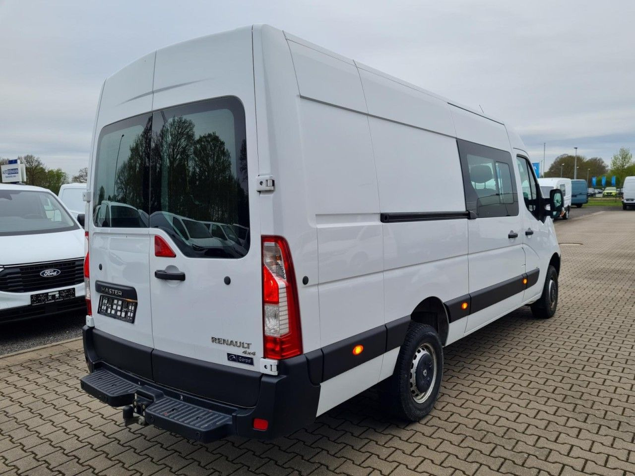 Renault Master 3,5t Kasten Doka dCi 130 L4H2 4x4 Allrad - فان, الشاحنات الصغيرة كابينة مزدوجة: صورة 4 Renault Master 3,5t Kasten Doka dCi 130 L4H2 4x4 Allrad - فان, الشاحنات الصغيرة كابينة مزدوجة: صورة 4