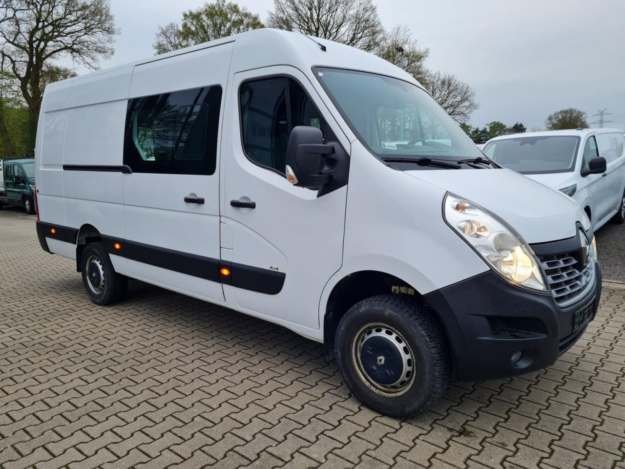 Renault Master 35 Kasten LR Doka 6-Sitze 4x4 Allrad AHK - فان, الشاحنات الصغيرة كابينة مزدوجة: صورة 3 Renault Master 35 Kasten LR Doka 6-Sitze 4x4 Allrad AHK - فان, الشاحنات الصغيرة كابينة مزدوجة: صورة 3