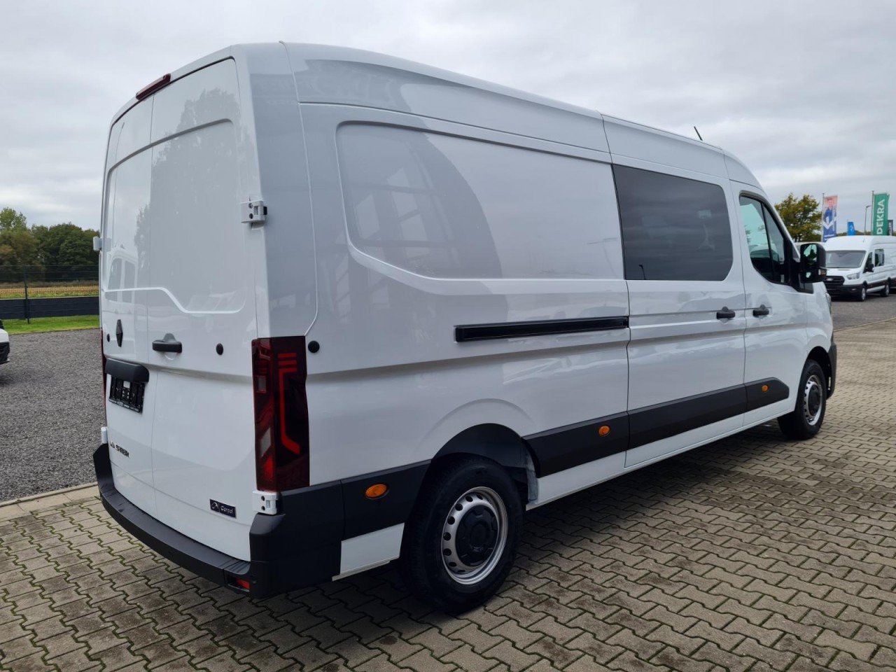 Renault Master 35 Kasten dCi Doka L3H2 KLIMA TEMPOMAT - الشاحنات الصغيرة كابينة مزدوجة: صورة 4 Renault Master 35 Kasten dCi Doka L3H2 KLIMA TEMPOMAT - الشاحنات الصغيرة كابينة مزدوجة: صورة 4