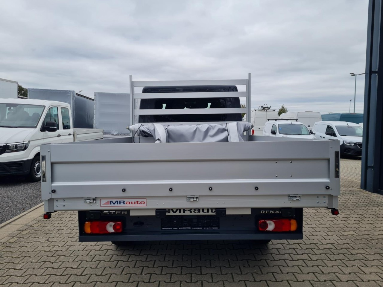 Renault Master 35 New Doka lang L3 AG Klima Komfort Tempomat - شاحنة توصيل مفتوحة, الشاحنات الصغيرة كابينة مزدوجة: صورة 5 Renault Master 35 New Doka lang L3 AG Klima Komfort Tempomat - شاحنة توصيل مفتوحة, الشاحنات الصغيرة كابينة مزدوجة: صورة 5